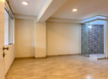 ¡Venta Departamento Estreno 1er Piso en Condominio!