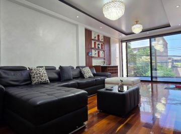 Venta de Departamento en Vm del Triunfo. Cerca a La E. Pumacahua. 3 Dormitorios. Mas Balcón. ID. 1084