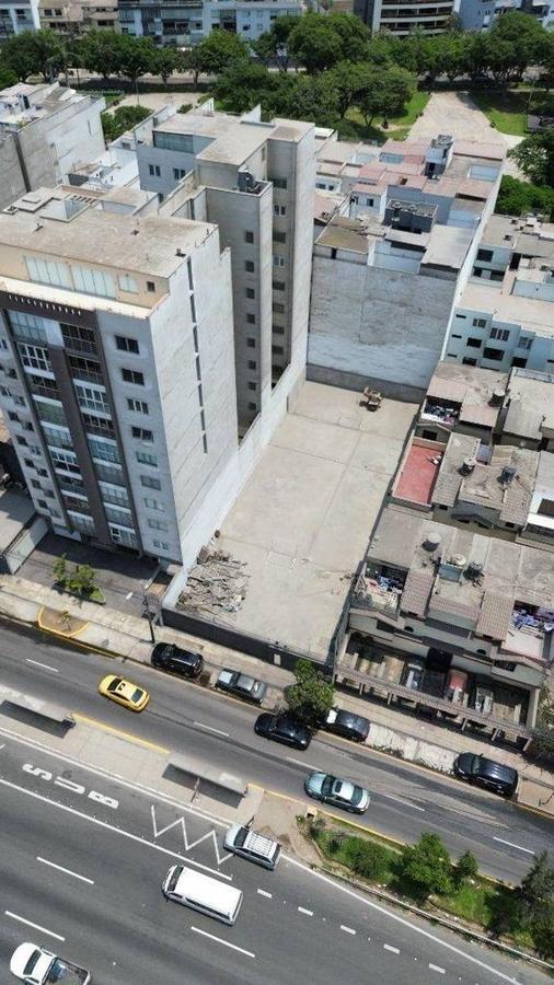 Terreno Comercial en Alquiler Frente a Panam Sur | 642 m² | Alto Flujo Vehicular