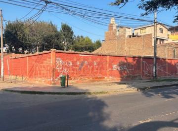 Amplio Terreno con Ubicación Estratégica