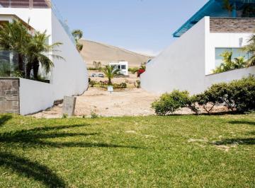 Terreno en Condominio Exclusivo "Los Corales"