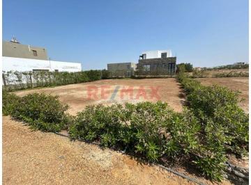 Vive El Verano Todo El Año: Terreno de 350 m² Exclusivo en Asia