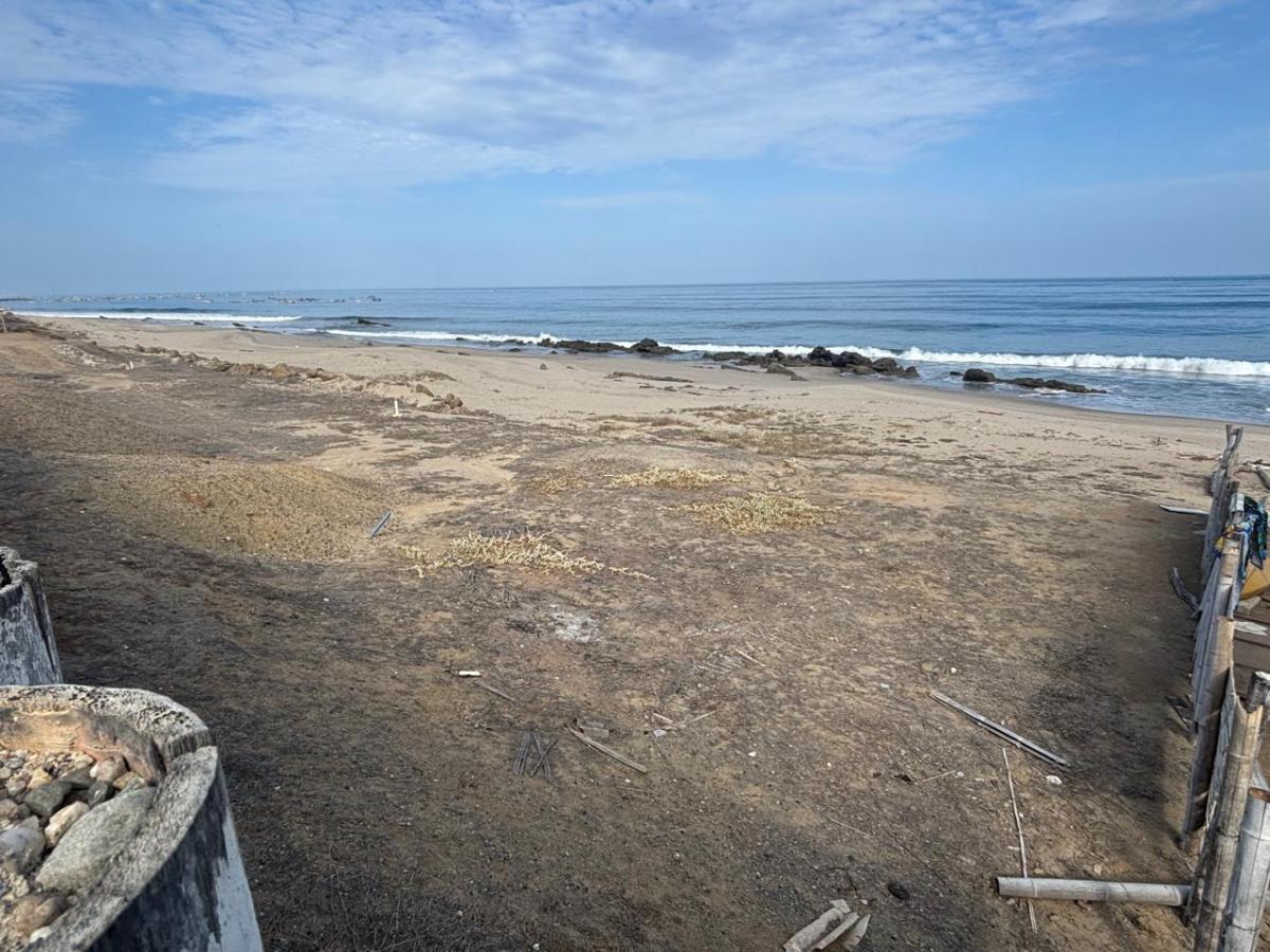 Ocasion Vendo Hermoso Terreno Frente a Mar en Canoas de Punta Sal, Tumbes