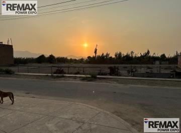 Terreno 120 m² en Venta Urbanizacion El Derby Carabayllo C/ Parque