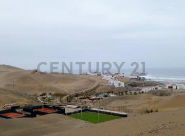 Terreno Único con Tres Frentes Al Mar en Playa Punta Corrientes