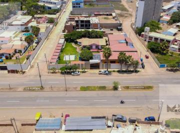 Terreno de 2500 m² en Carretera Pimentel con 3 Frentes