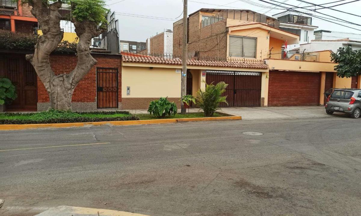 Vendo Terreno de 354 m², Zonif. Rdm, Frente 18 Ml y Altura 7 Pisos