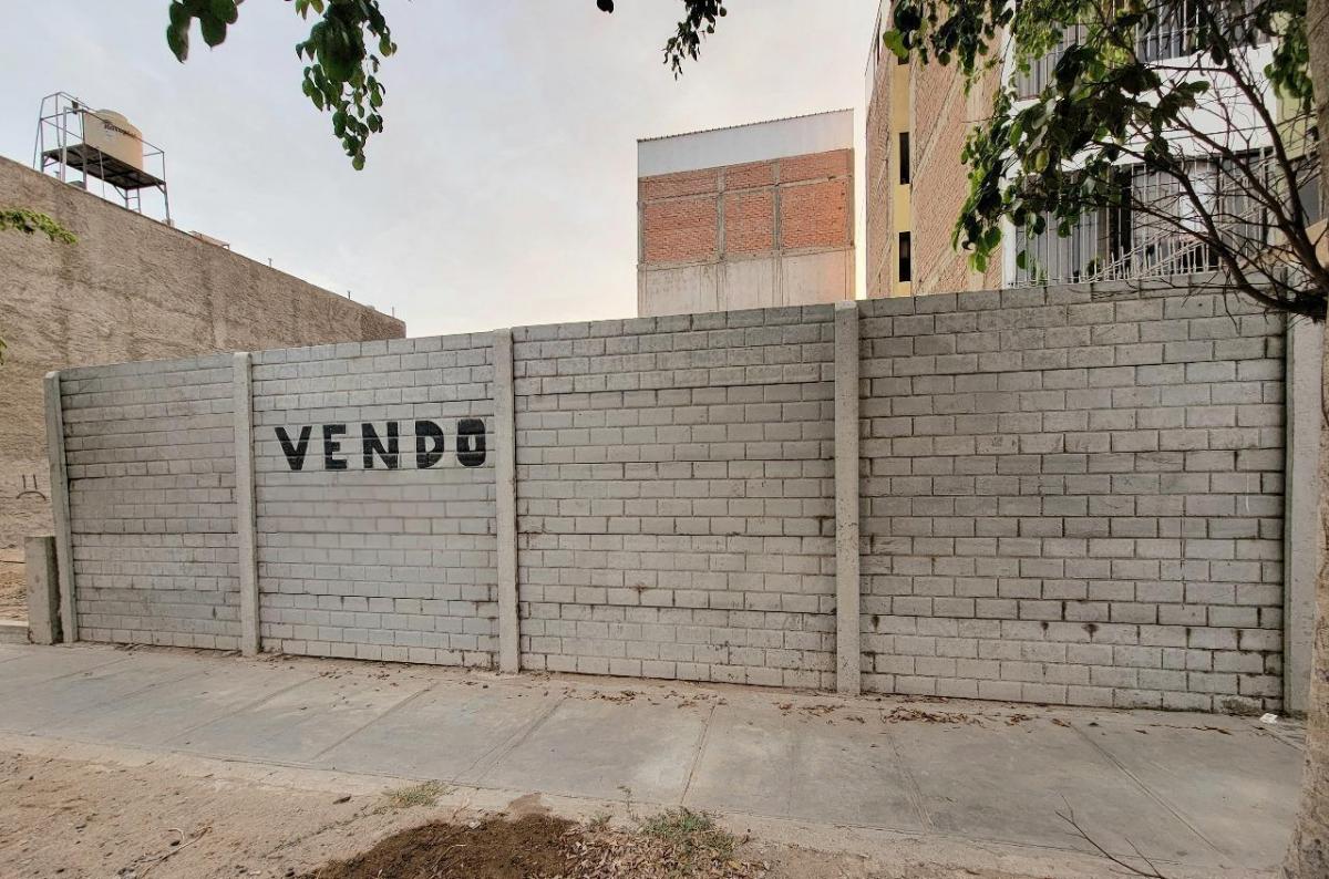 Terreno en Venta en Jr. Los Compositores Mza. F - 04 Lt.32 Urb. Nuevo Chorrillos