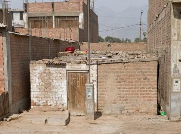 Terreno en Venta: 120 m² en Asociación. Las Brisas de Huachipa - Documentos en Regla