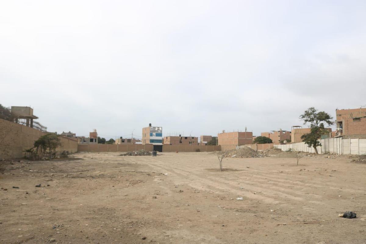 Vendo Terreno Industrial en Huacho - 7300 m²