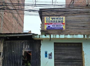 Vendo Terreno de 242 m² a 3 Cuadras de Tottus