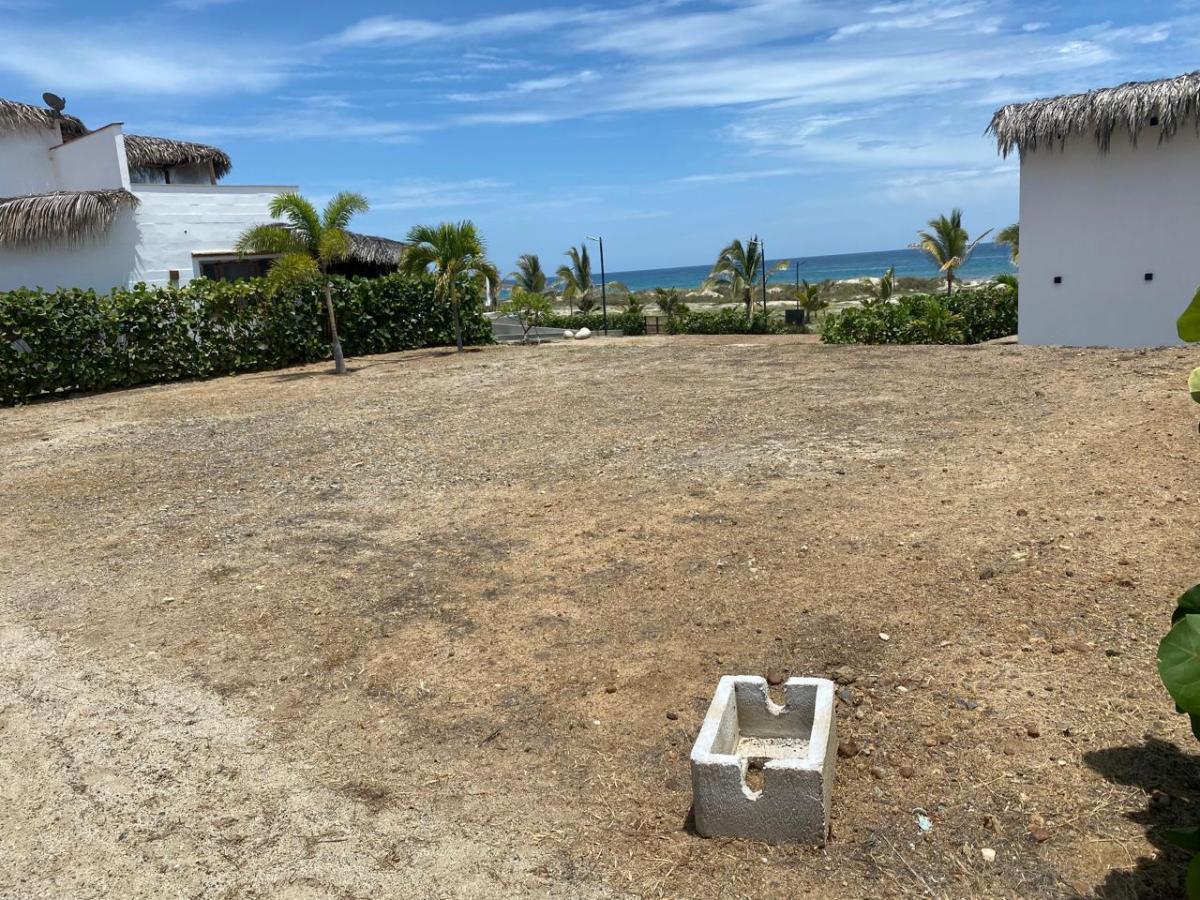 Se Vende Terreno en Condominio Frente Al Mar Terreno en Segunda Fila