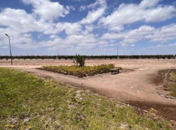 Terreno Campestre en Venta con Club House - La Joya