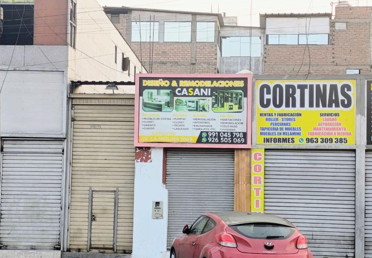 Terreno de 113 m² en Av La Molina