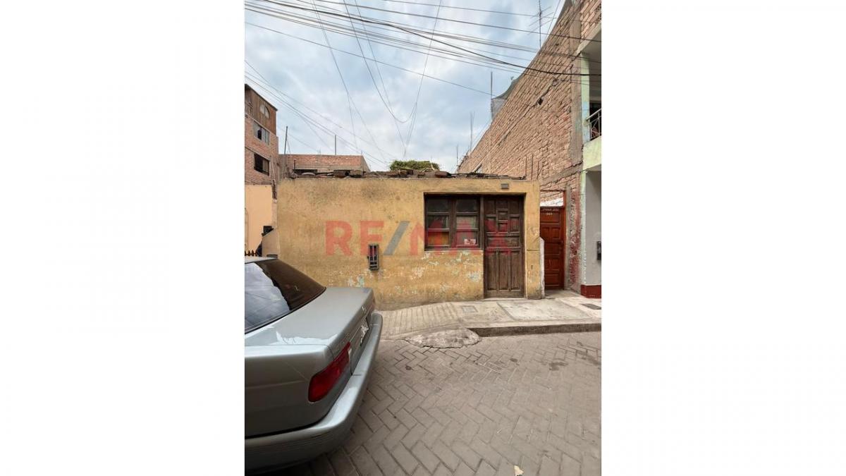 Se Vende Terreno con Agua y Luz