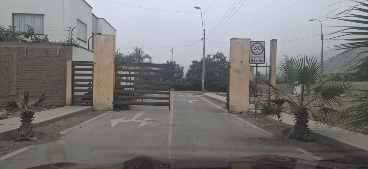 Venta de Terreno en Urbanizacion Haras de Huampani - Frente a La Calle Camino Real - Lurigancho