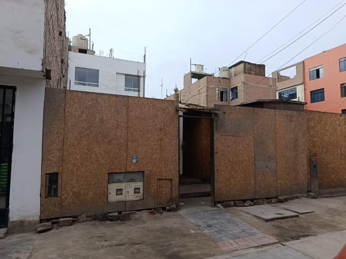 Terreno Para Vivienda Cerca Av Universitaria con Av Naranjal