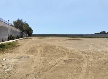Terreno Excelente Zona de Lurín de 28, 000 m² Cercado con Luz y Agua