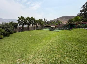 En Venta Amplio Terreno en Pachacámac con Negocio Incluido