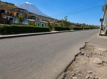Terreno de 100 m² en Miguel Grau - Paucarpata