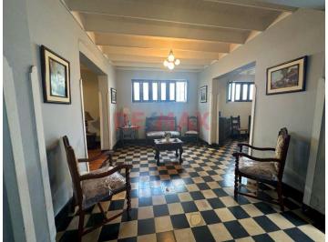 Terreno en Venta en La Zona Centrica de Pueblo Libre