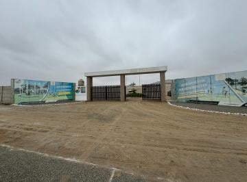 Terreno Comercial de 165 m² en Venta en Punta Negra