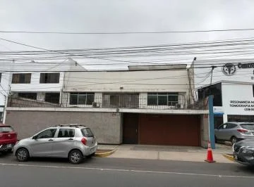San Isidro – Venta Terreno de 600 m² Ideal Para Clínica o Centro Médico