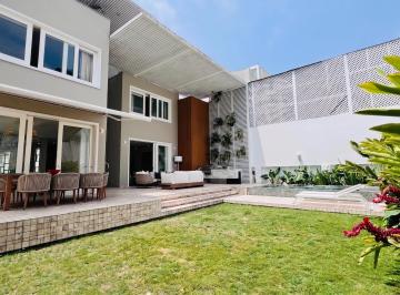 Exclusiva Residencia en San Isidro: Terreno 620 m² Elegancia y Confort en Calle Alberto Arca Parró