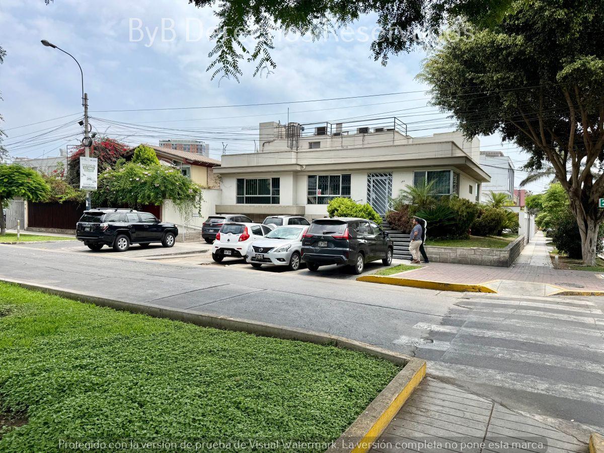 Se Venden 2 Casas Contiguas Como Terreno Ideal Para Proyecto Inmobiliario