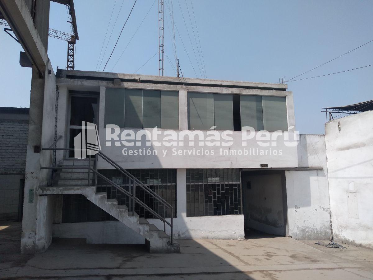 Terreno en Venta de 2, 500 m² en Av. Lurigancho a 2 Cdras. de Av. Próceres de Independencia