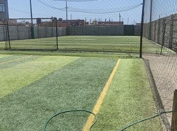 Terreno en Venta Huacho - Amplio, con Casa y Canchas Deportivas
