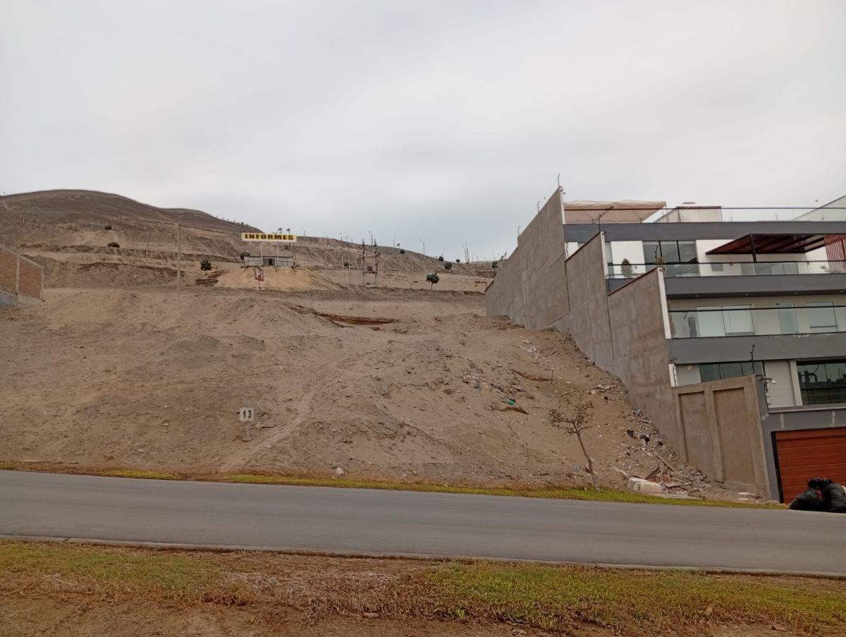 Tu Refugio Sobre La Ciudad. Amplio Terreno en Venta en Casuarinas Sur. Surco