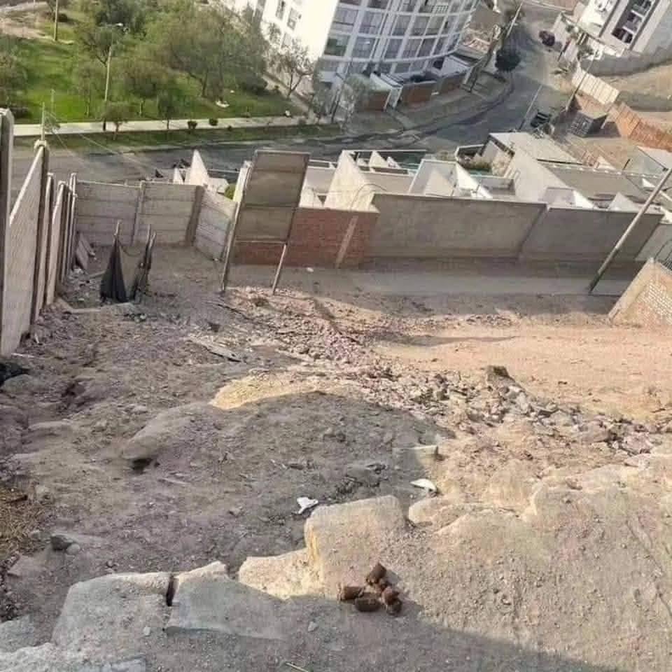Venta Terreno 465.50 m² Parametro Para 3 Pisos