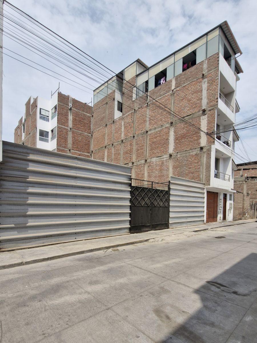Terreno de 100 m² en Venta en Villa El Salvador - Unicachi