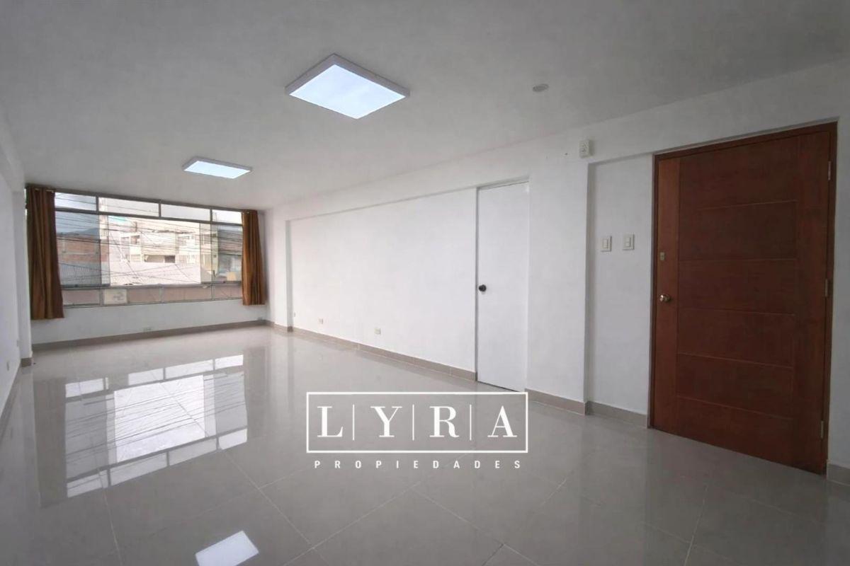 Oficina en Alquiler de 30 m² en Breña