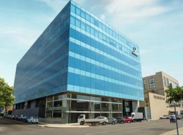 Oficina + Almacen Edificio Corporativo en Chorrillos
