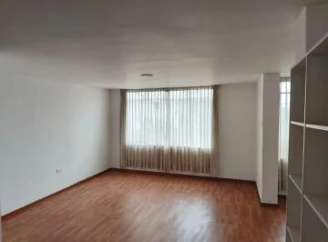 Alquilo Moderna y Amplia Oficina en Estreno Frente a Parque - 2do Piso - 83 m²