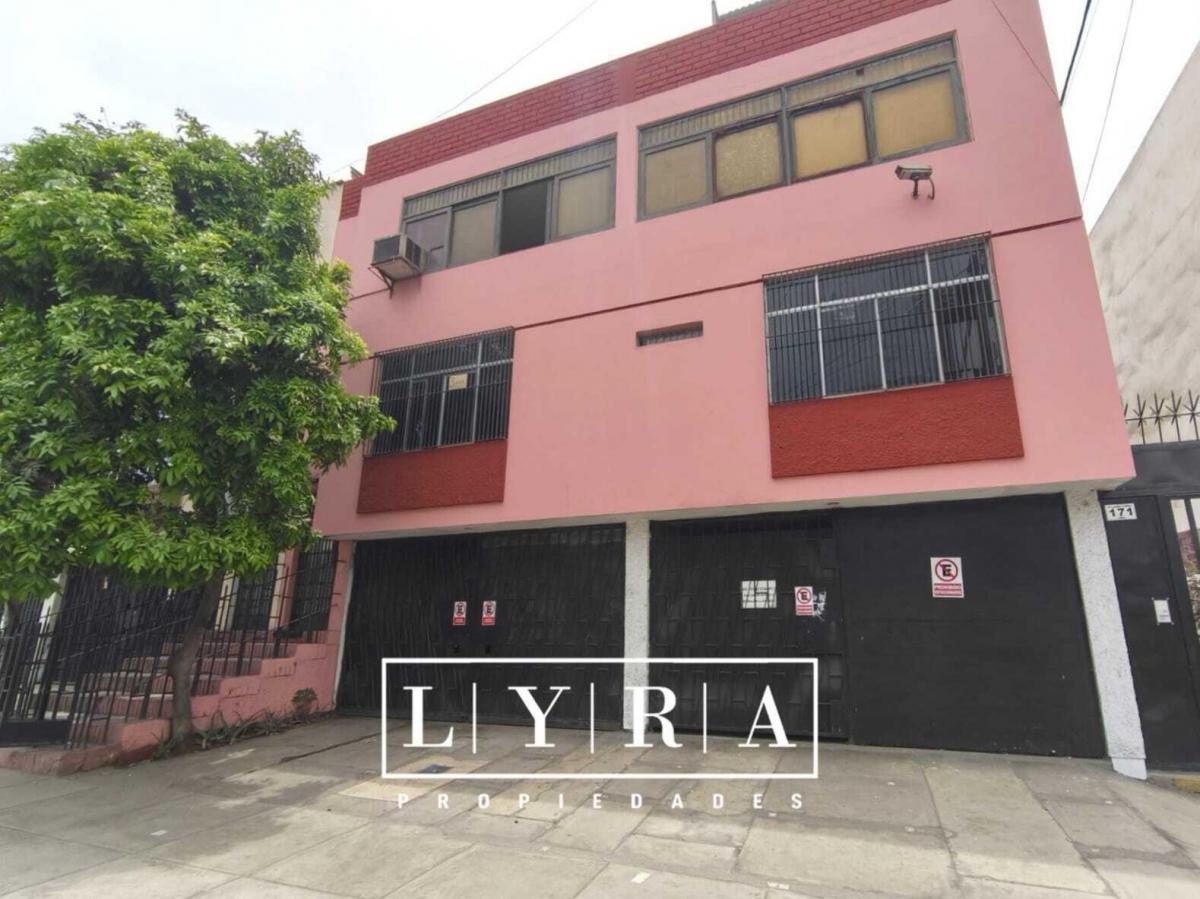 Alquilo Oficina de 180 m² en Lince