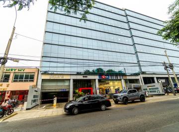 Alquiler de Oficina en Miraflores Av. Benavides 130 m² - 2 Estacionamientos - Directorio