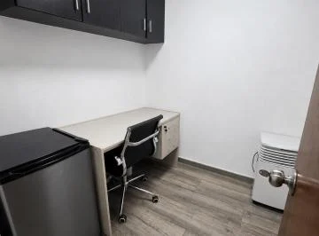 Oficina Remodelada en Alquiler en Miraflores – Lista Para Ocupar