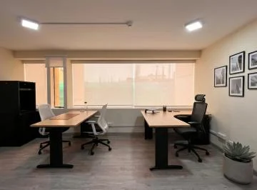 Oficina en Alquiler 114 m² en Excelente Ubicación Miraflores - Cerca Parque Kennedy