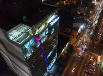 Oficina Empresarial en Edificio Corporativo