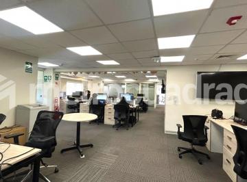 Oficina 738 m² – Implementada – San Isidro