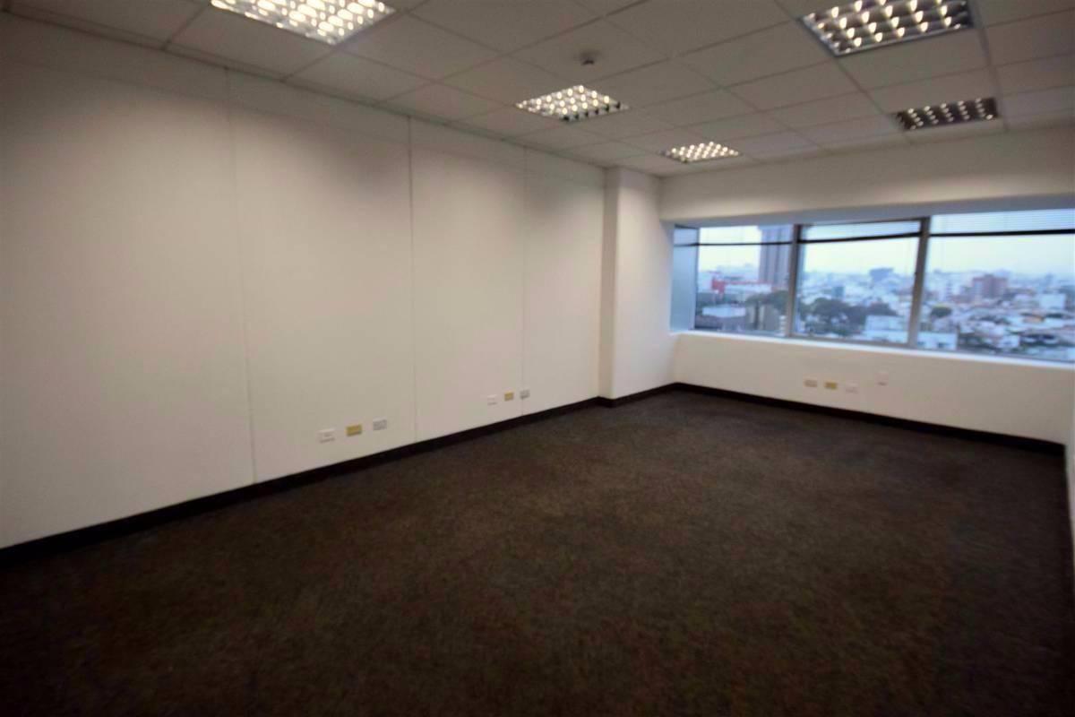 Alquilo Oficina de 302 m² a $3, 629 + Igv en Zona Empresarial, San Isidro