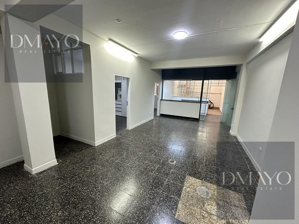 Oficina Implementada 120 m² Primer Piso Ubicado en Corpac - San Isidro
