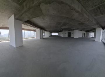 Alquiler Oficina en Edificio More Piso 14 con Vista Al Golf