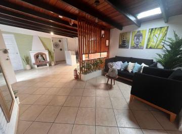 Venta | Oficina | 155 m² | Miraflores | Terraza | 4 Dormitorios | 2 Baños