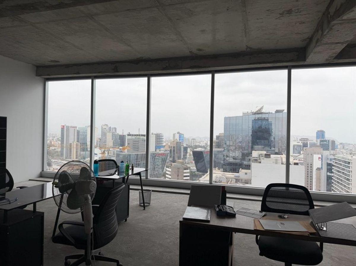 Oficina Prime en San Isidro Venta / Alquiler