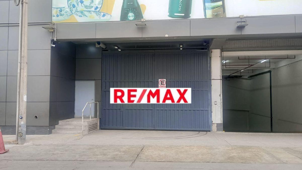 Se Alquila Local Comercial en Vulcano - Ate