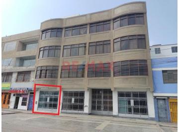 Local Comercial en Alquiler – Puerta a Calle, Av. Tomás Valle, Callao